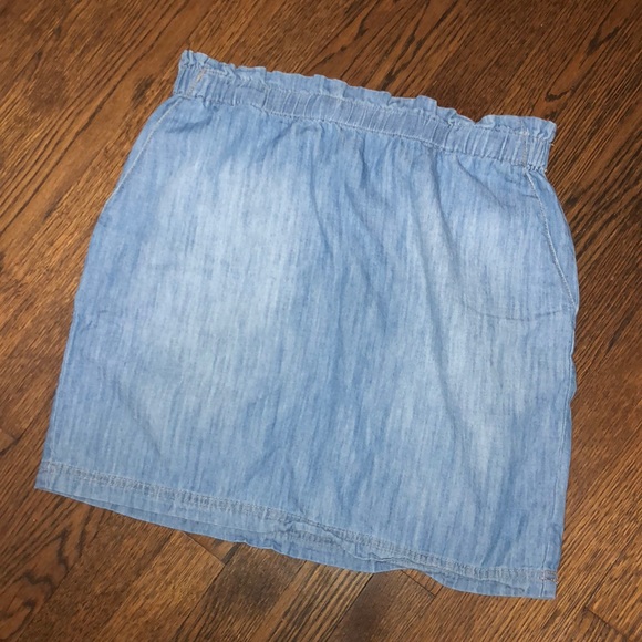 Universal Thread Dresses & Skirts - Universal Threads Chambray Skirt